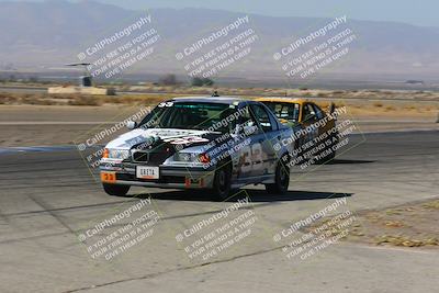 media/Oct-01-2022-24 Hours of Lemons (Sat) [[0fb1f7cfb1]]/10am (Front Straight)/